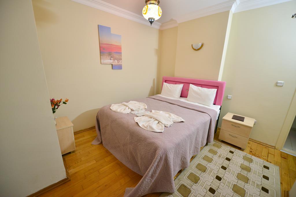Assortie La Villa Hotel Ава Стая снимка
